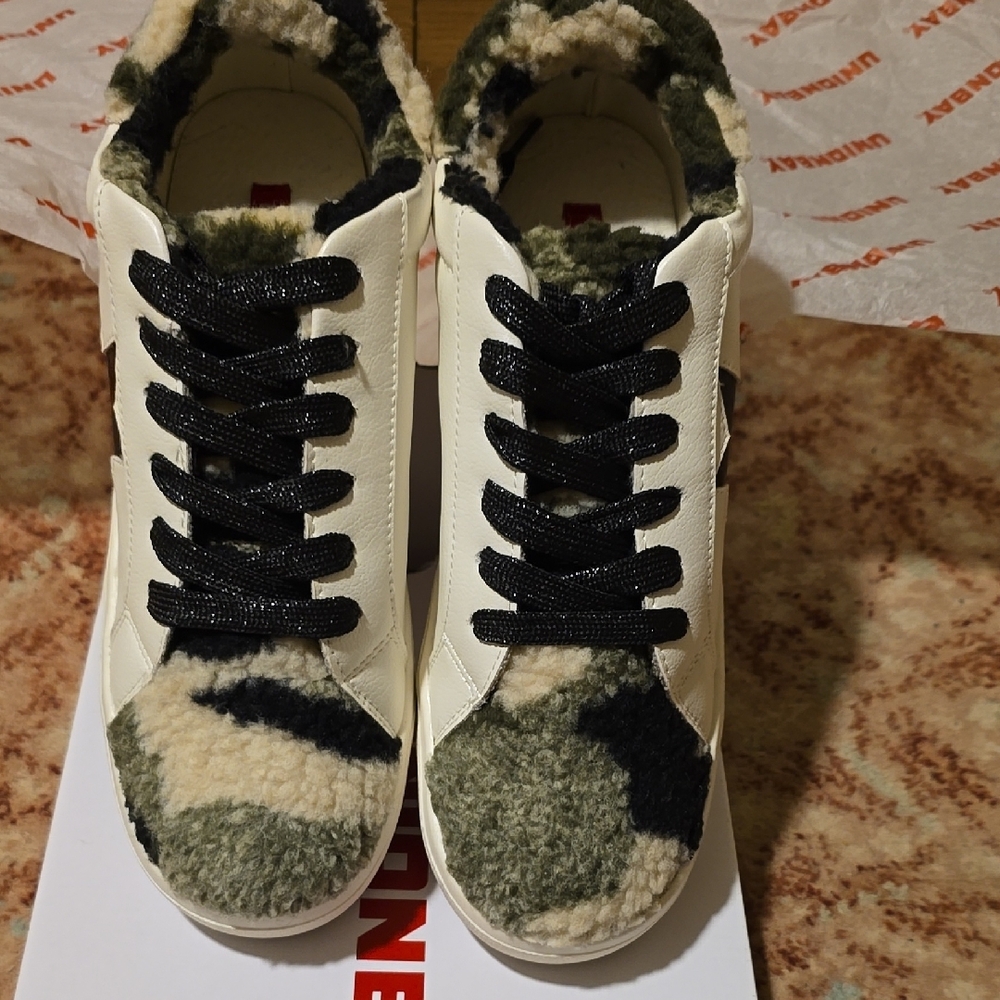 Unionbay Camouflage Sneakers